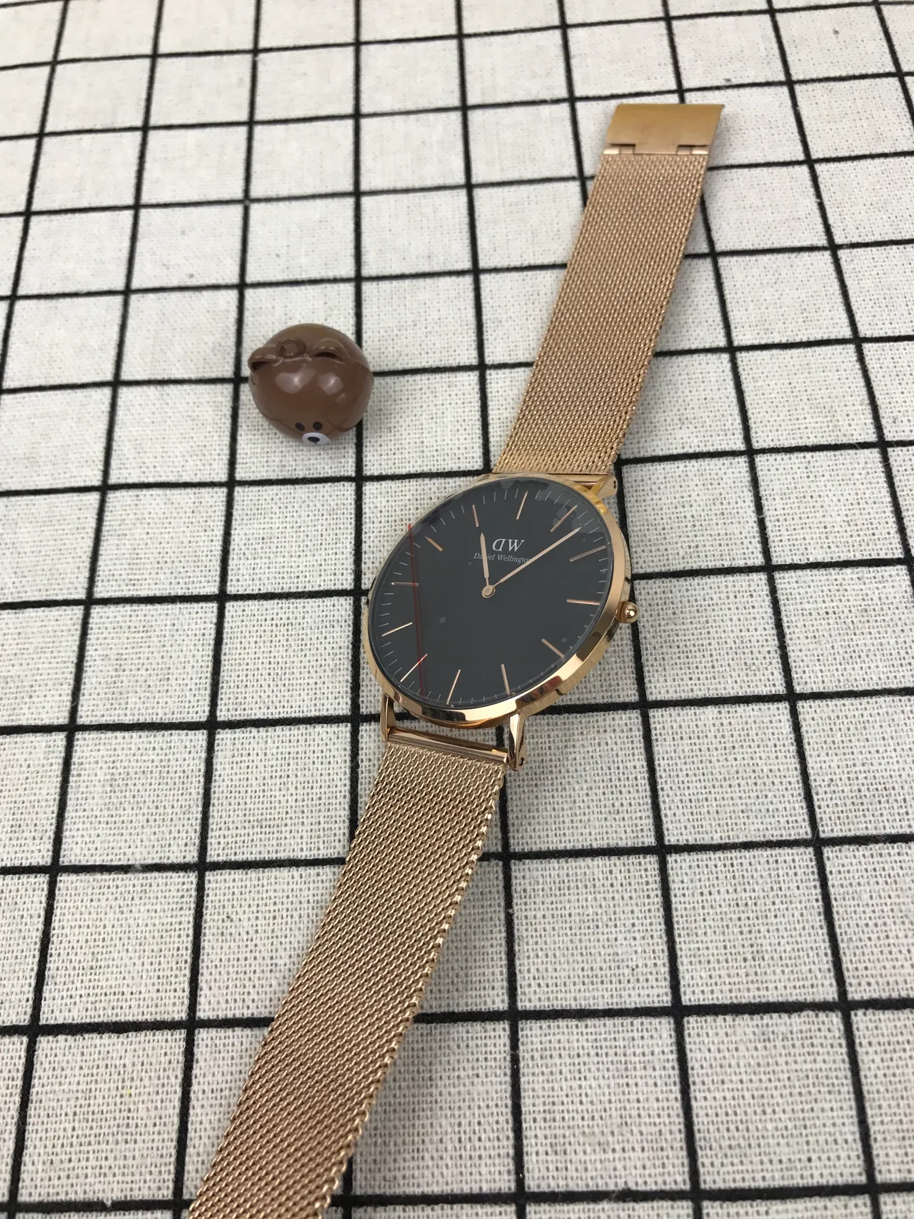 Daniel Wellington Gold Black Minimalist Mesh Quartz Watch 3