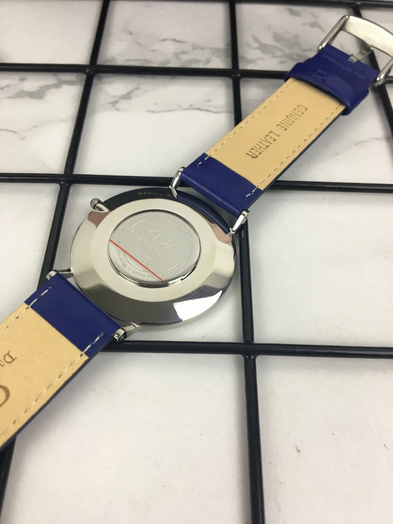 Daniel Wellington Icon وجه الساعة الأزرق التدريجي ساعة الكوارتز 4