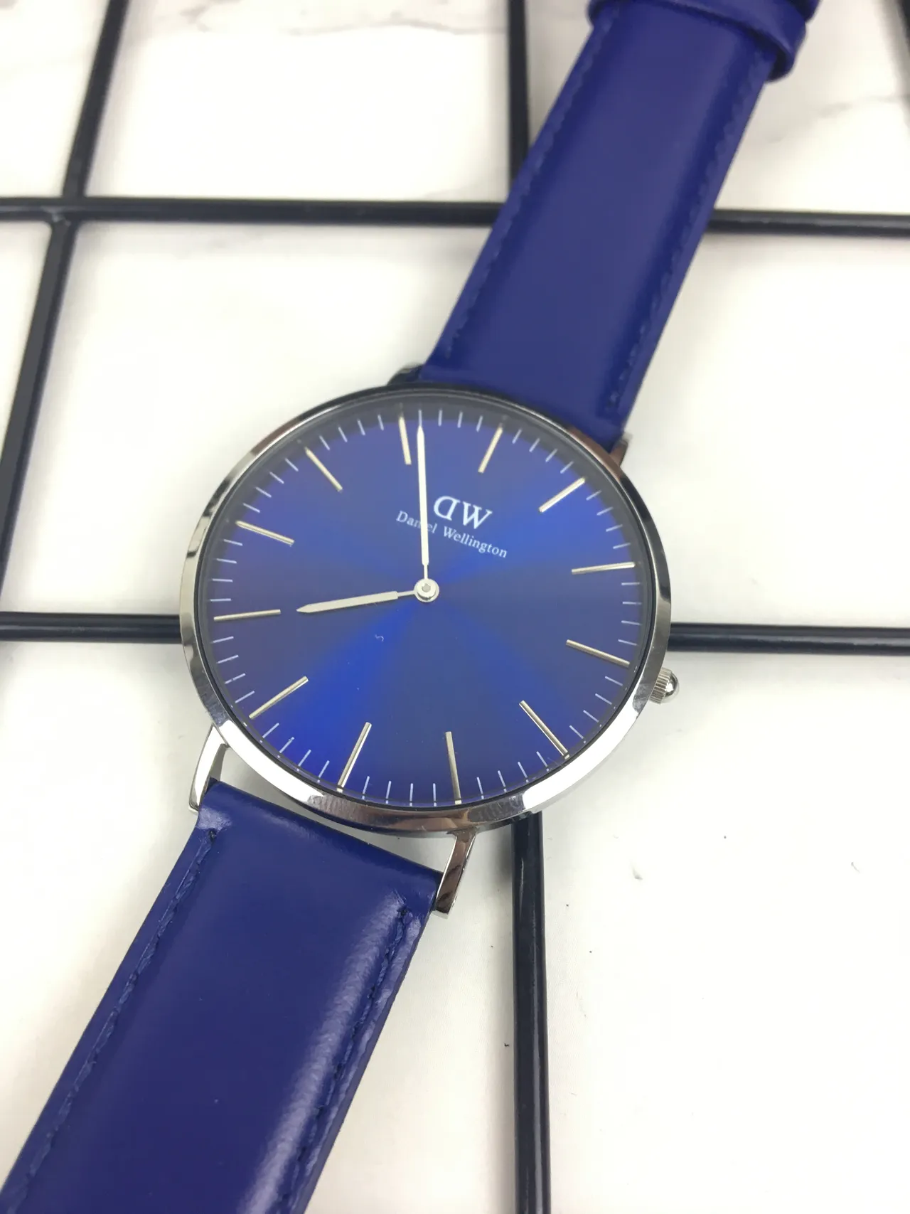 Daniel Wellington Icon وجه الساعة الأزرق التدريجي ساعة الكوارتز 5