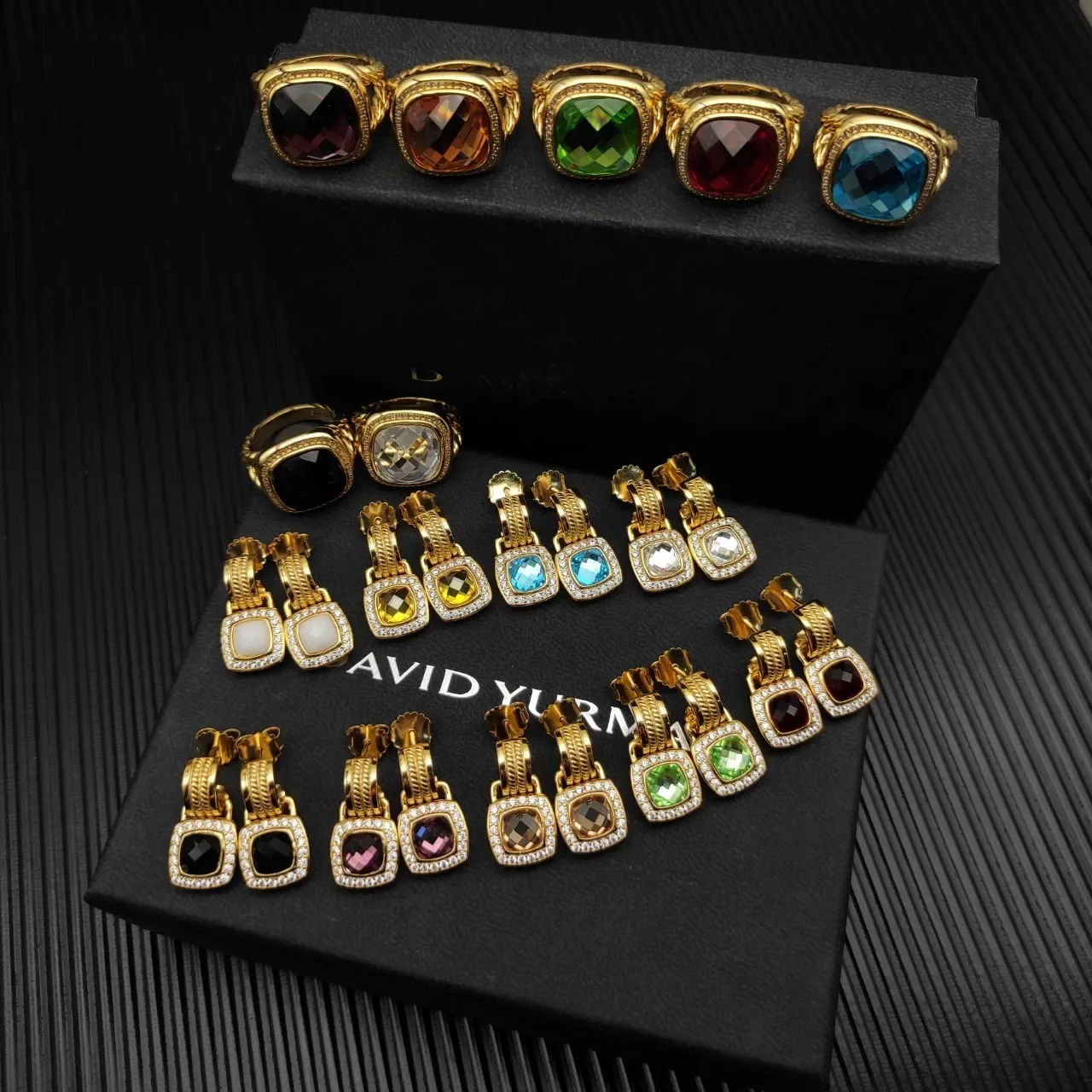 David Yurman Aretes Halo con Gemas Verdes y Diamantes en Tono Dorado 2