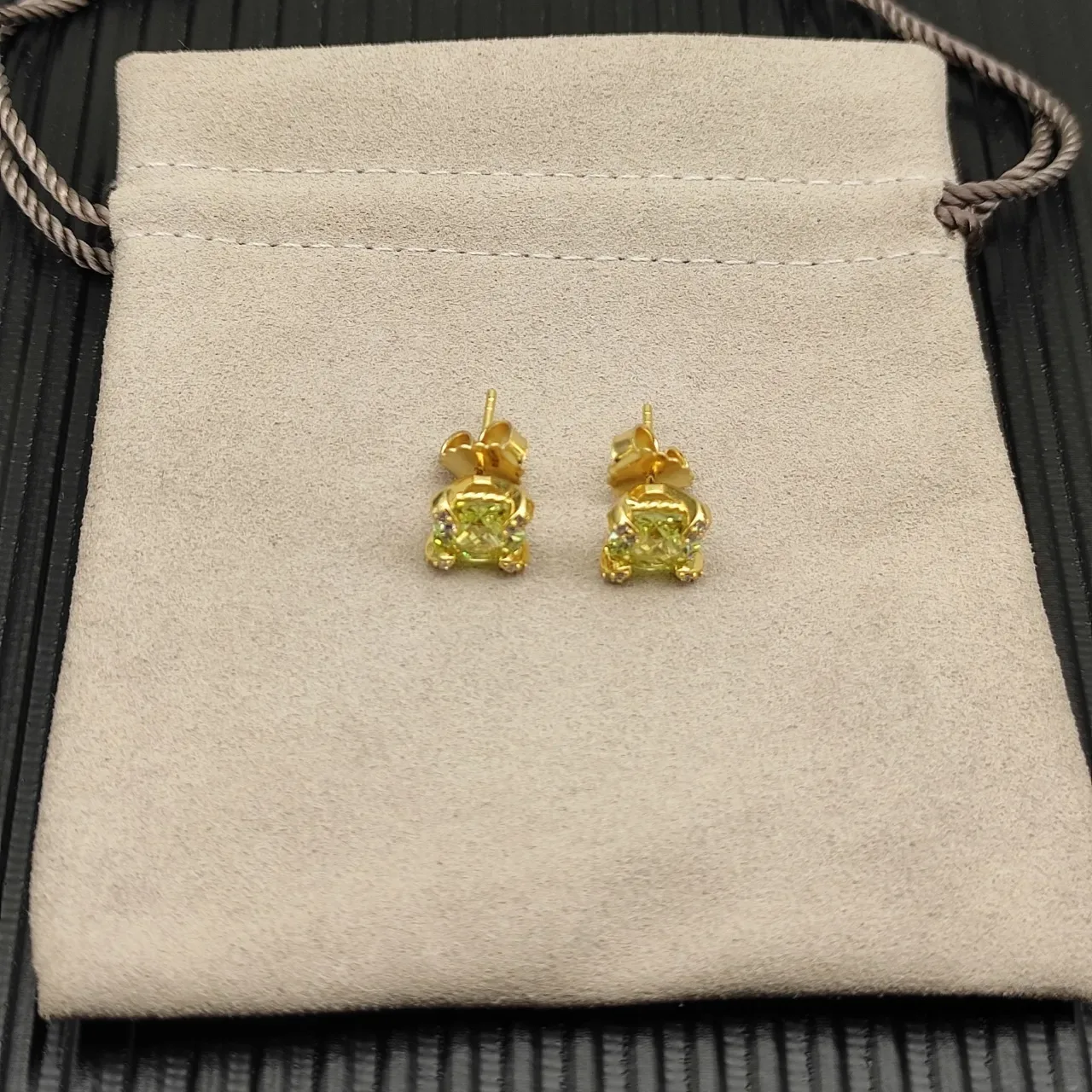 David Yurman Gold-Tone Square Green Gemstone Stud Earrings 8
