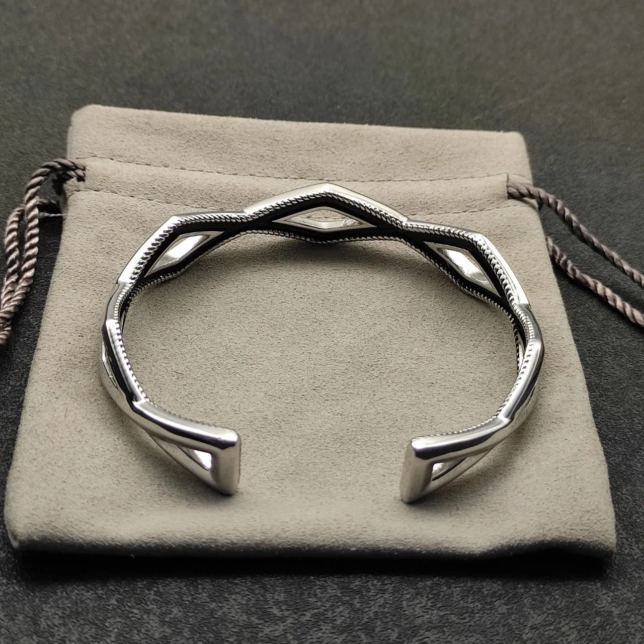 David Yurman Silver Black Geometric Open Cuff Pavé-Set Stones Bracelet 3
