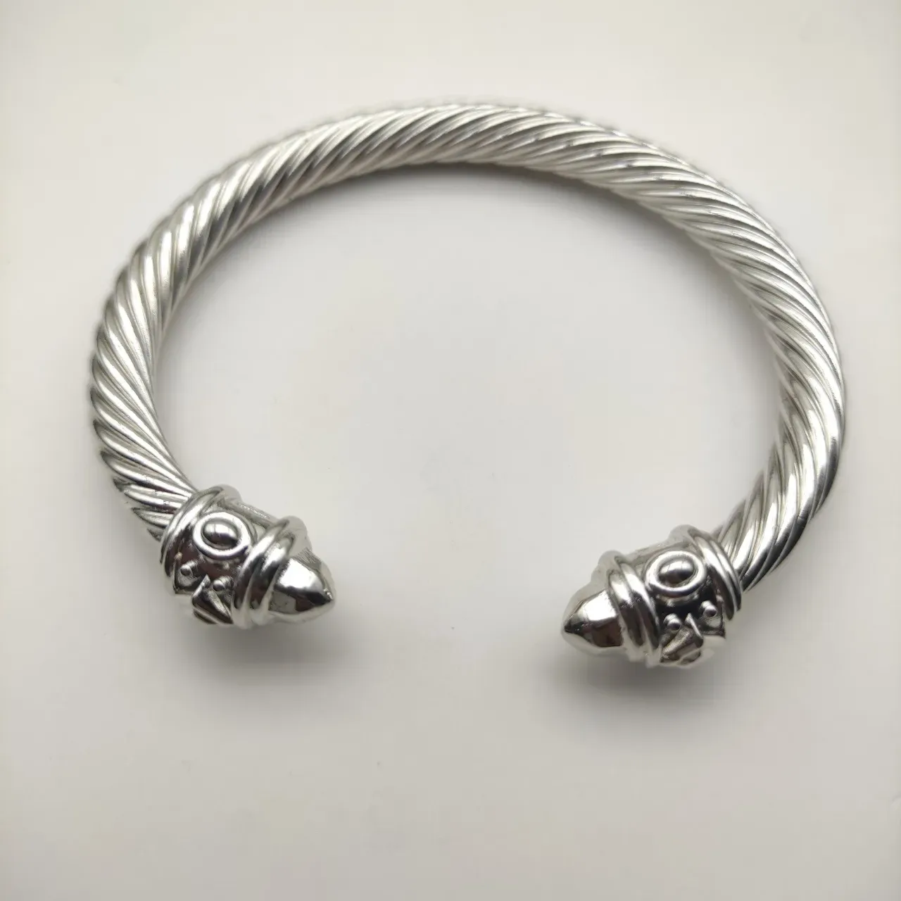 David Yurman 扭曲电缆雕刻端盖手链 3