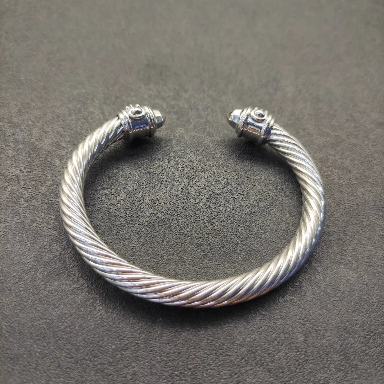 David Yurman 扭曲电缆雕刻端盖手链 7