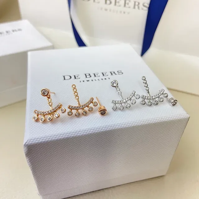 Boucles d'oreilles De Beers Or Argent Barre Courbée Pendantes Pavé-Set 4