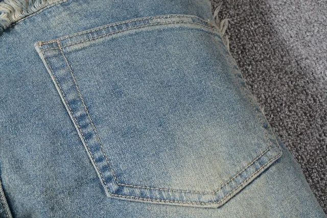 Distressed Frayed-Edge Slim-Fit Jeans 5