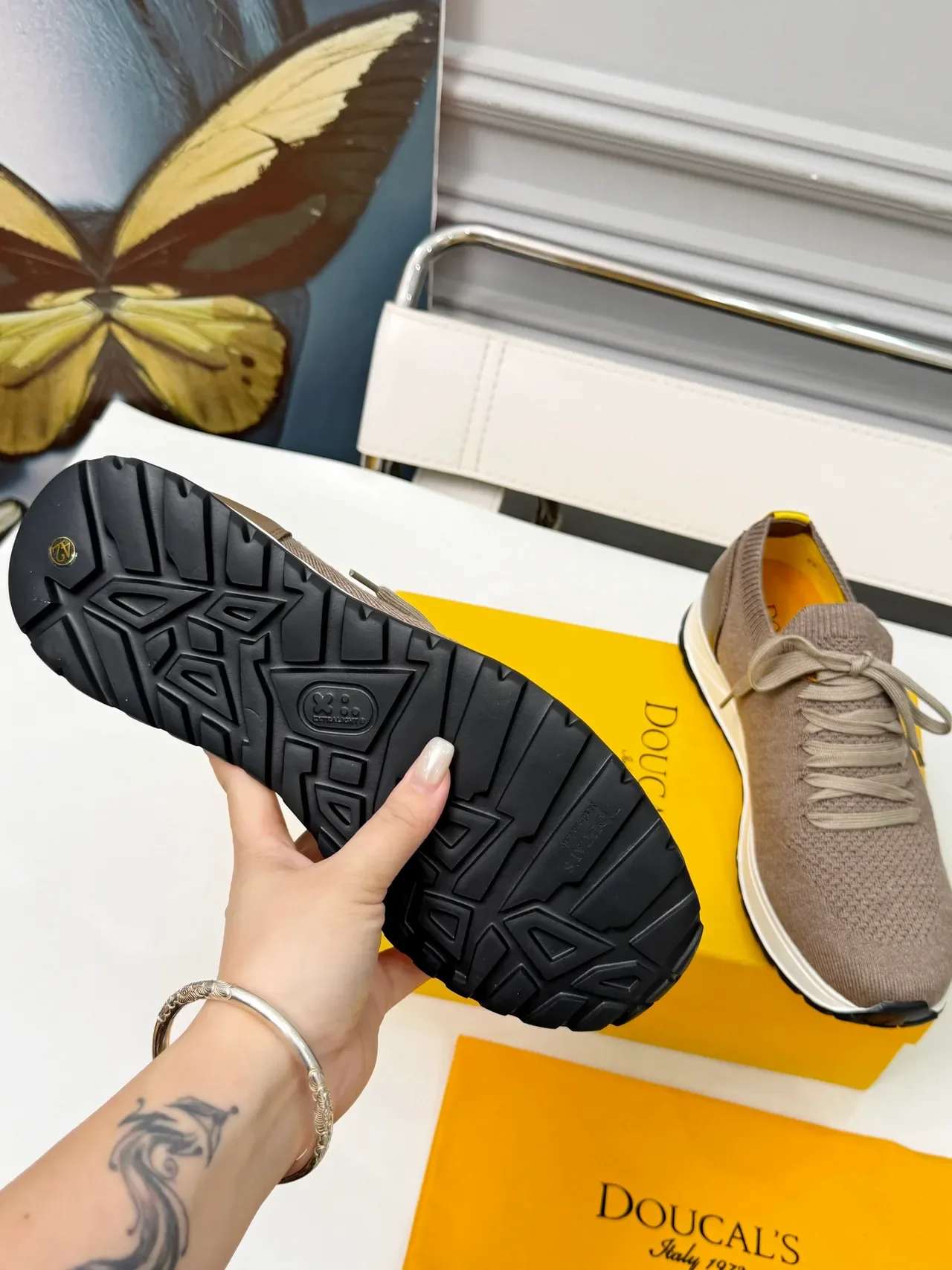 Doucal's Chaussure Lifestyle avec Upper en Tricot et Contrefort de Talon en Cuir 2