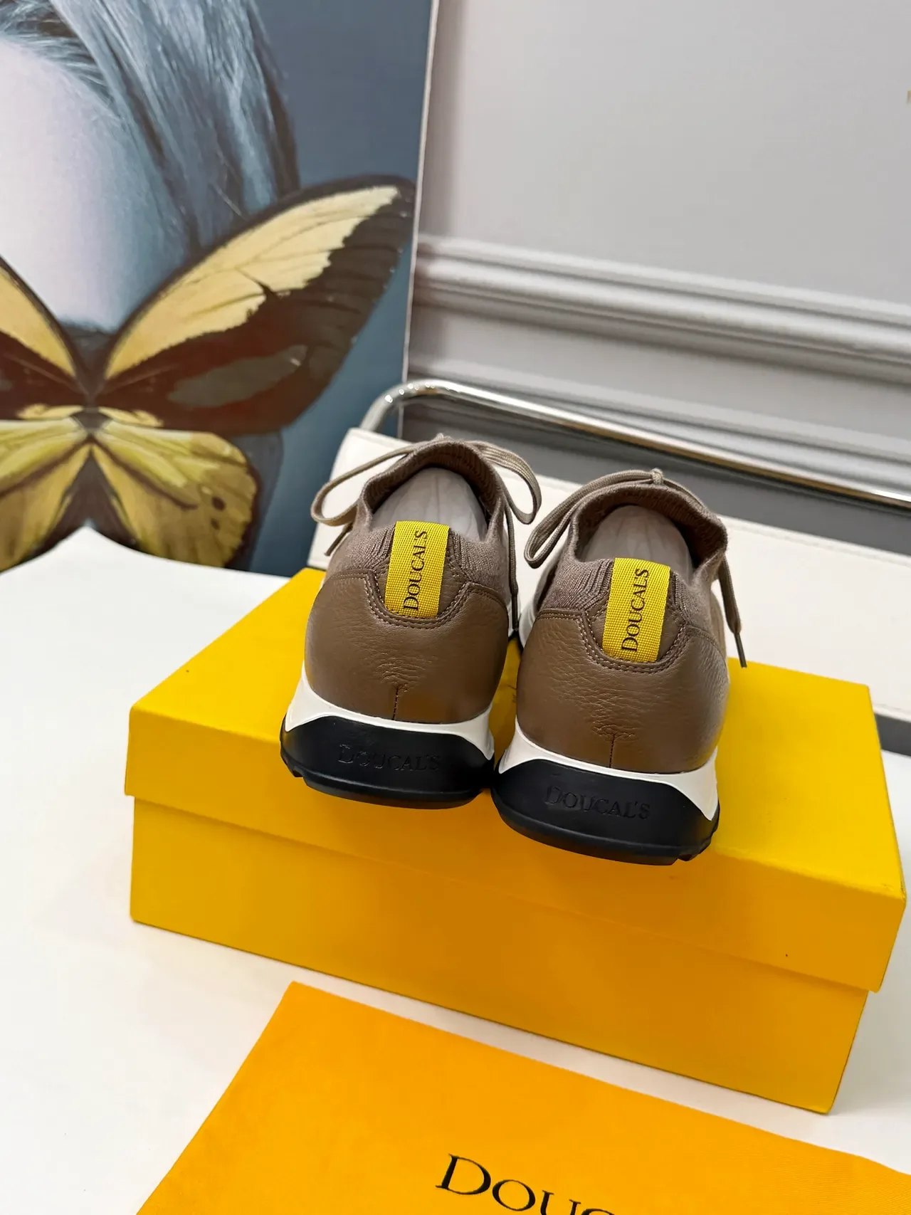 Doucal's Chaussure Lifestyle avec Upper en Tricot et Contrefort de Talon en Cuir 3