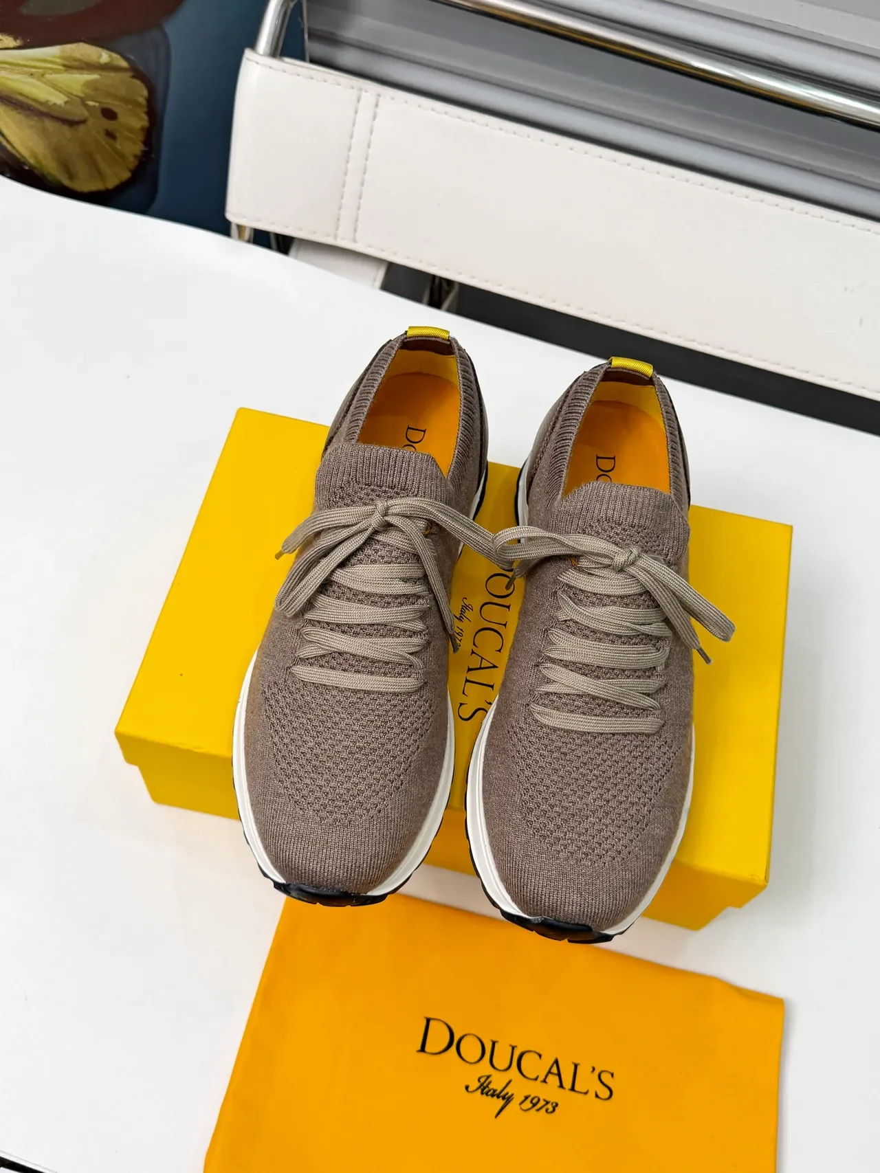 Doucal's Chaussure Lifestyle avec Upper en Tricot et Contrefort de Talon en Cuir 5