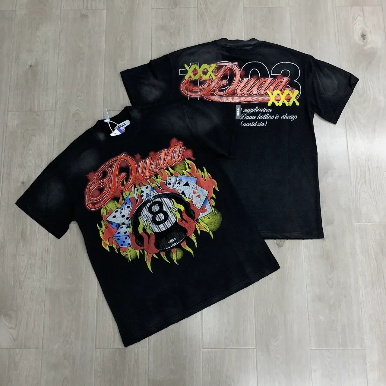 DUAA Graphic-Print Flame Motif 8-Ball Dice Ace T-Shirt 4