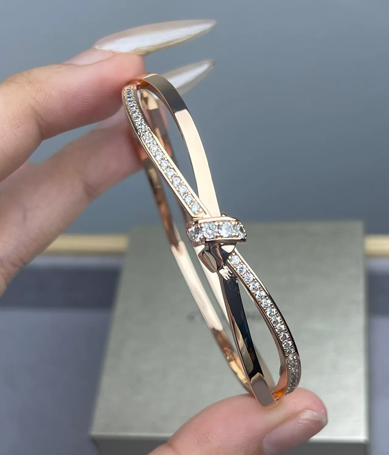 Dual-Tone Pavé Knot Motif Bangle Bracelets 3