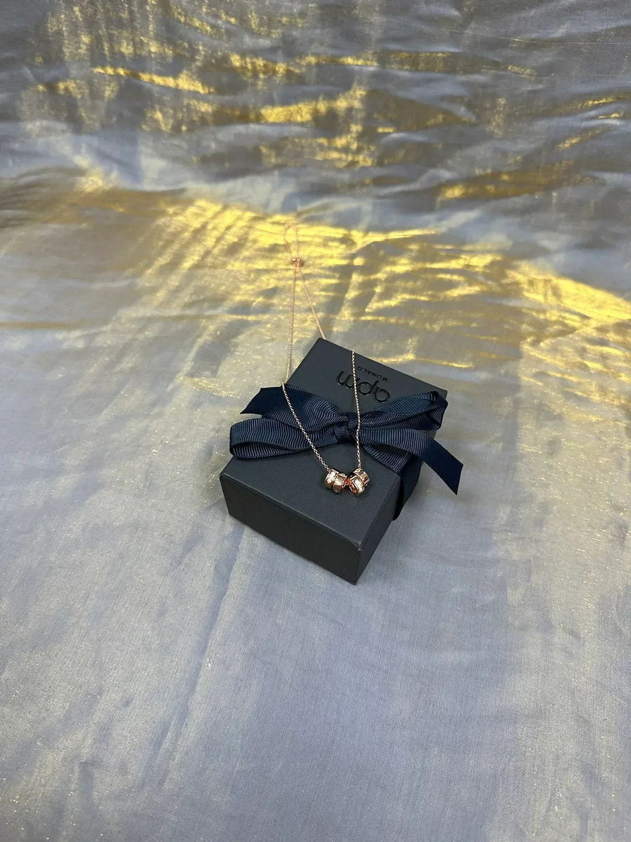 Four-Bar Faceted Stone Pendant Necklace 6