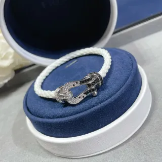 Fred Force 10 أسود وأبيض Pavé Shackle Bracelet