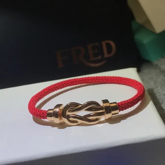 FRED Pulsera de cordón trenzado con cierre de nudo rojo y negro 4
