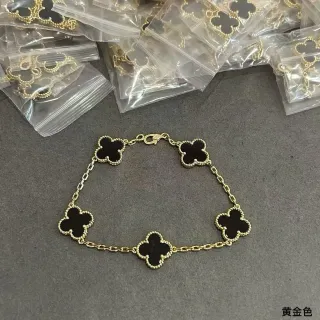 Pulsera Cadena Oro Negro Cuatro Tréboles