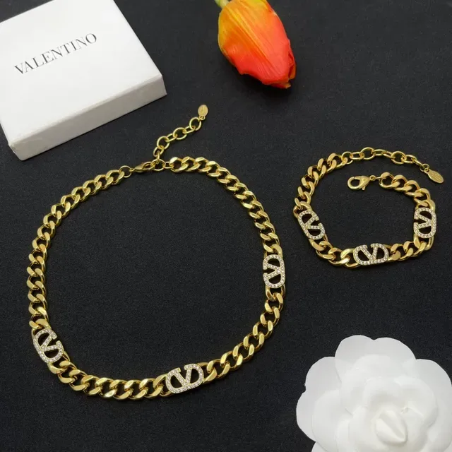 Gold Curb Chain Pavé V-Logo Statement Necklace 2