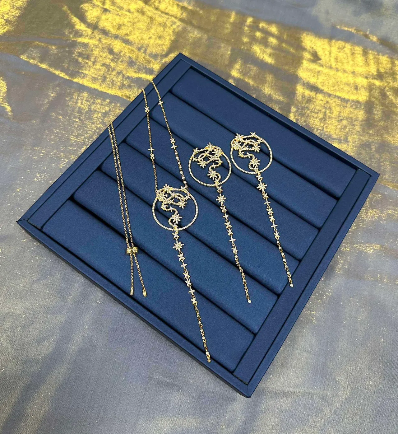 Gold Pavé Star Hoop Dangling Earrings 8