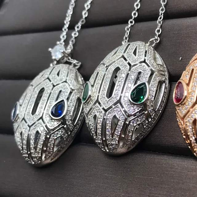 Gold Silver Geometric Openwork Pavé-Set Crystals Necklace 4