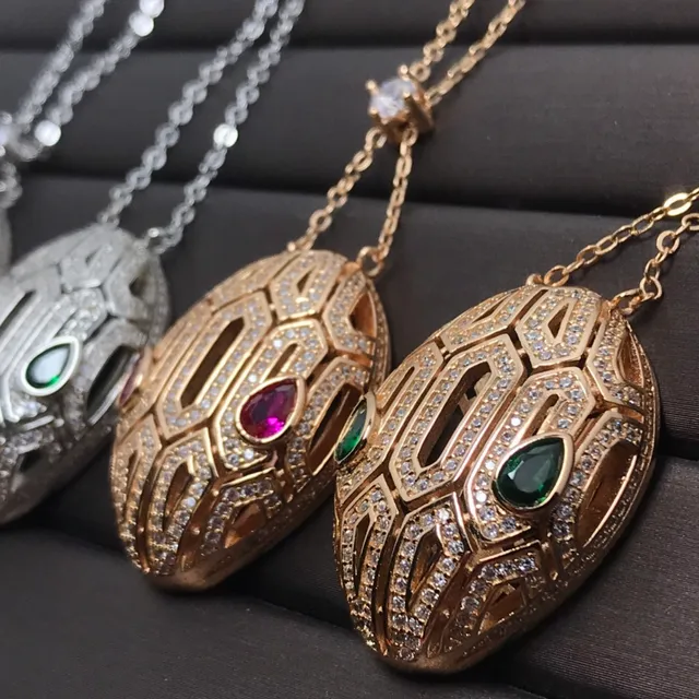 Gold Silver Geometric Openwork Pavé-Set Crystals Necklace 5