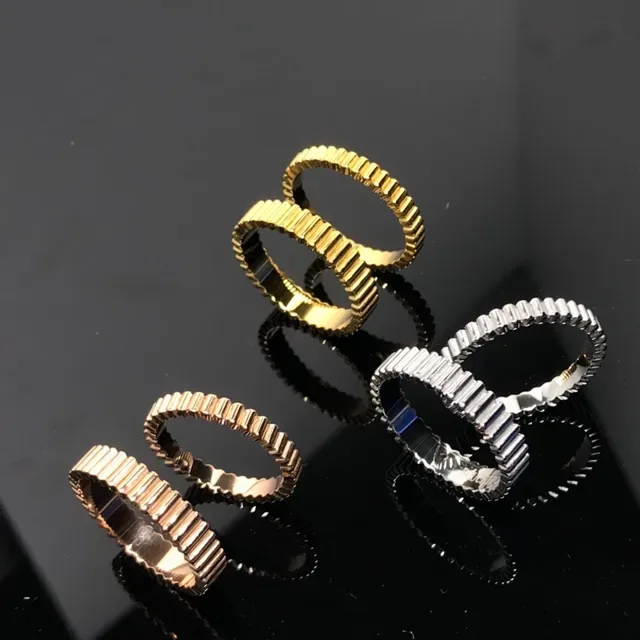 Bague en or et argent au profil de dent d'engrenage extérieur 3
