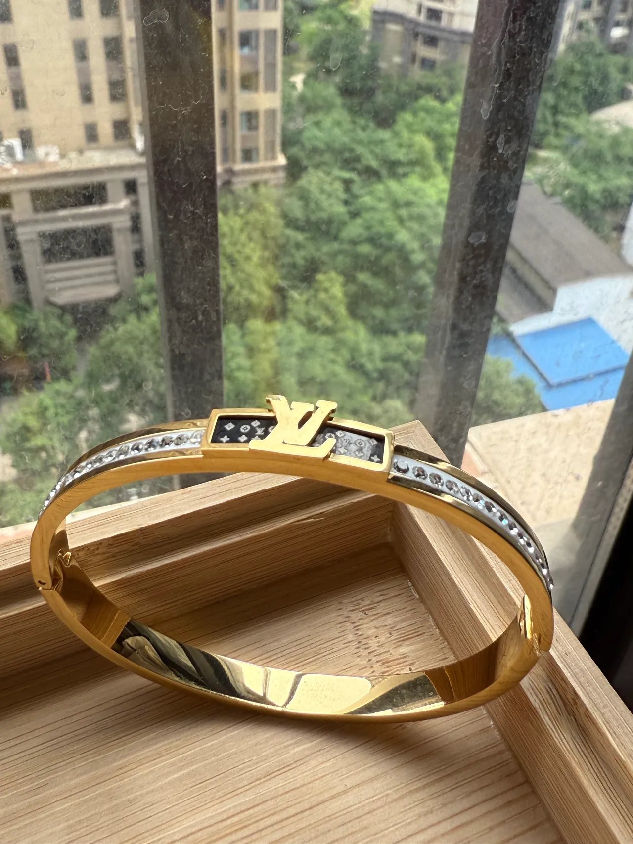 Gold-Tone Pavé Crystal Hinged Bangle Bracelet 17