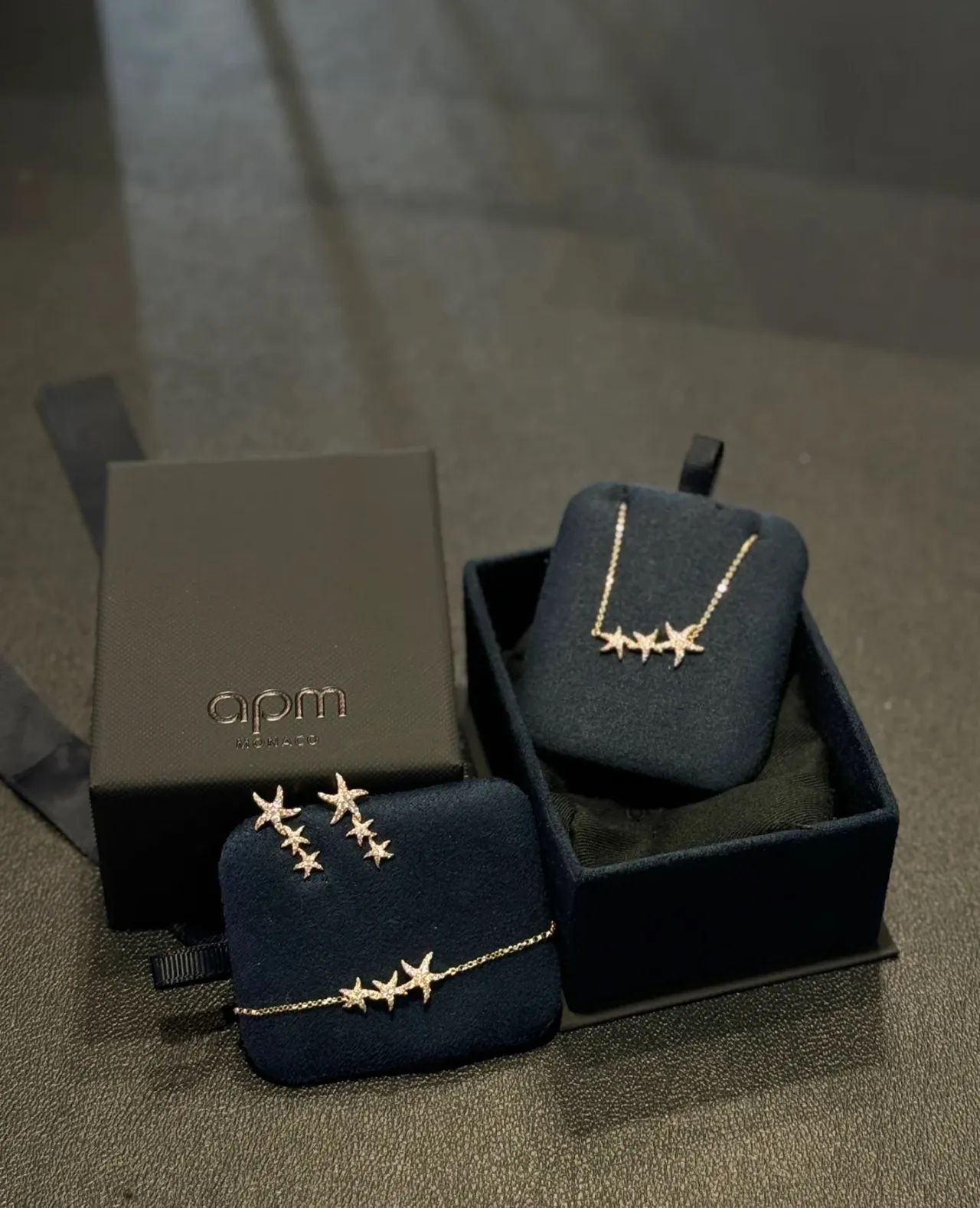金色调 Pavé 海星簇形手链 7