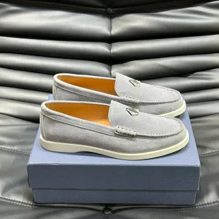 Loafer Moc-Toe de Ante Gris Beige con Costuras