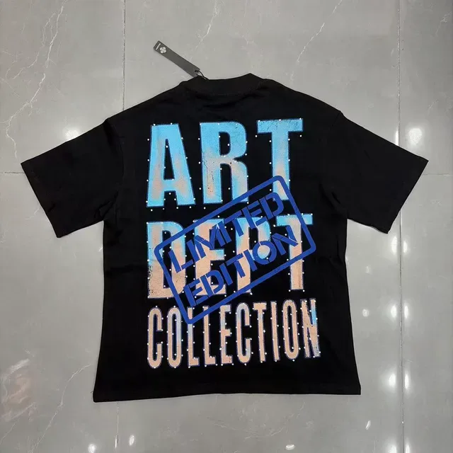 GUAPI Art Dept Collection Limited Edition Graphic T-Shirt 2