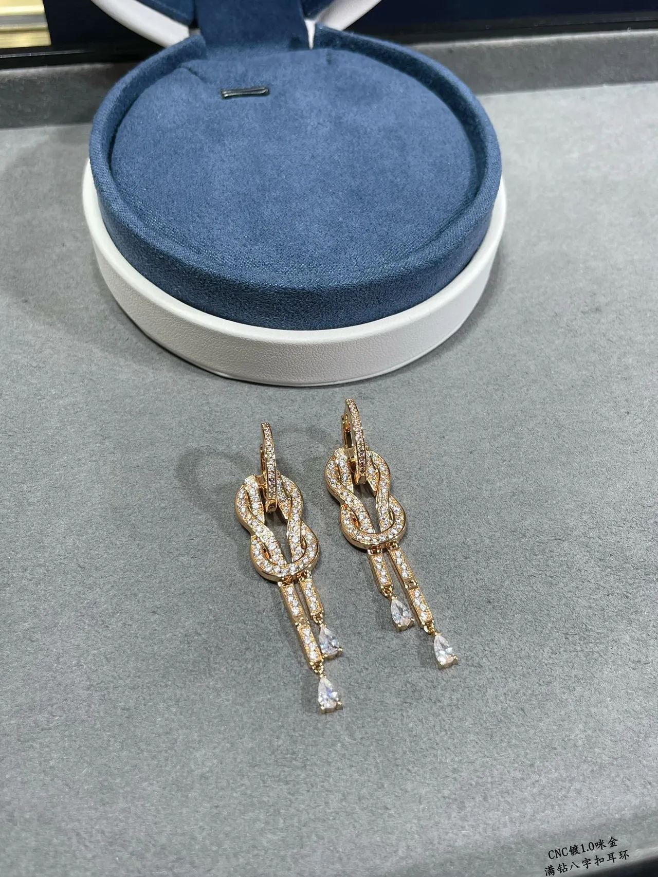 Brincos de Motivo de Nó Pavé-Set Dual-Drop Teardrop 3