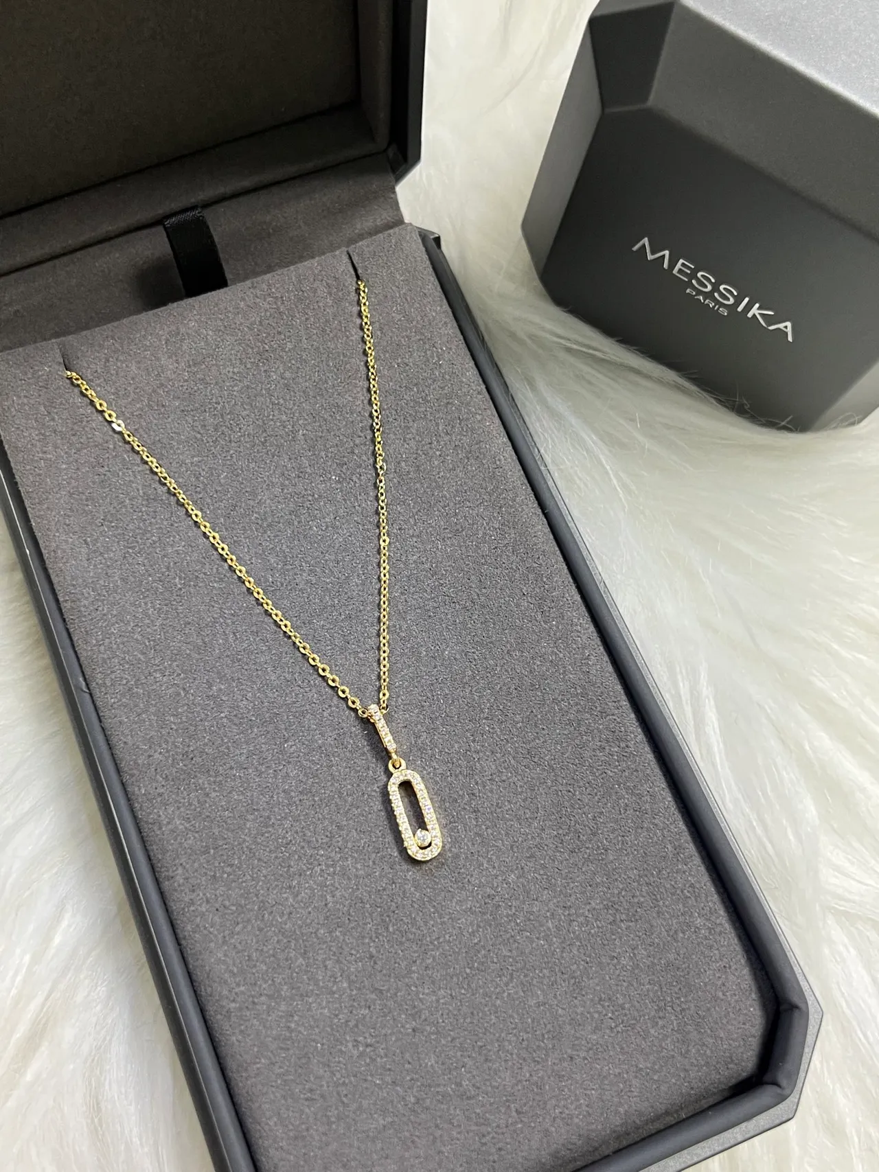 Messika Move Uno Pavé Open Oval Diamond Necklace 3
