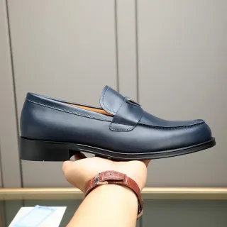 Mocasín Penny Navy Black de Cuero