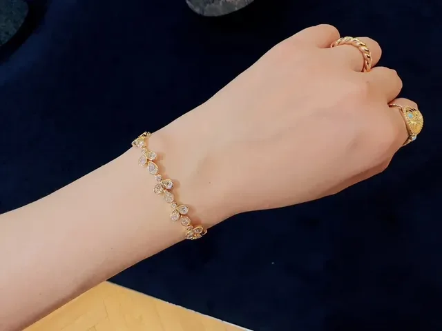 Navy Gold Leaf Motif Faceted Crystal Accents Bracelet 5