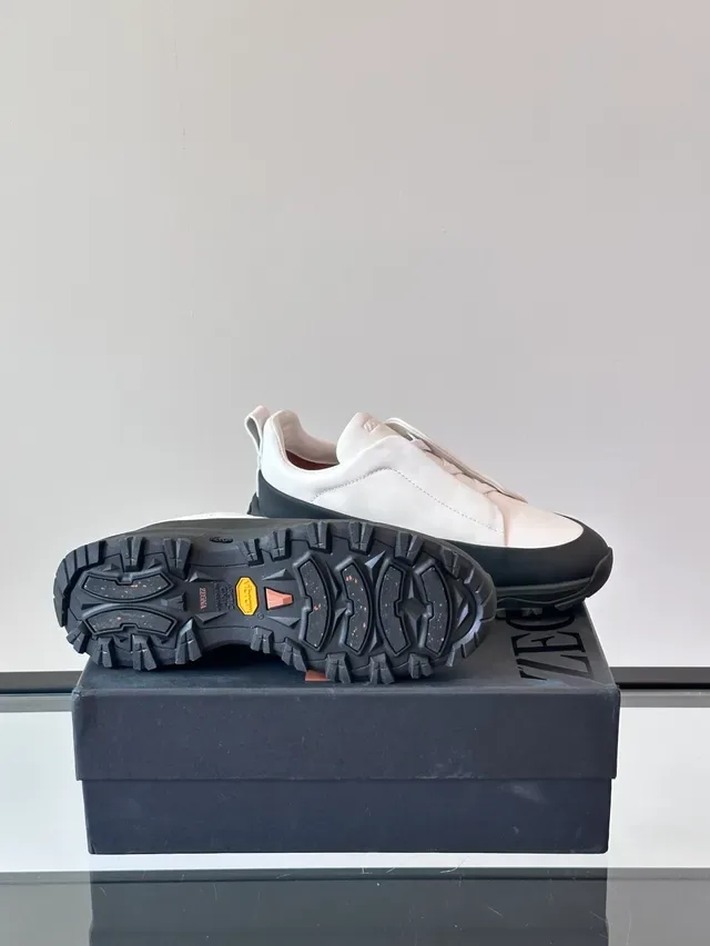 Off-White Slip-On Lifestyle Sneakers 2