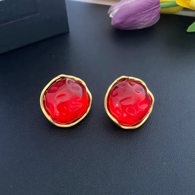 Red and Green Sculpted Resin Dome Stud Earrings 7