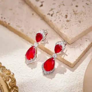 أقراط قطرة حجر أحمر وماس Pavé