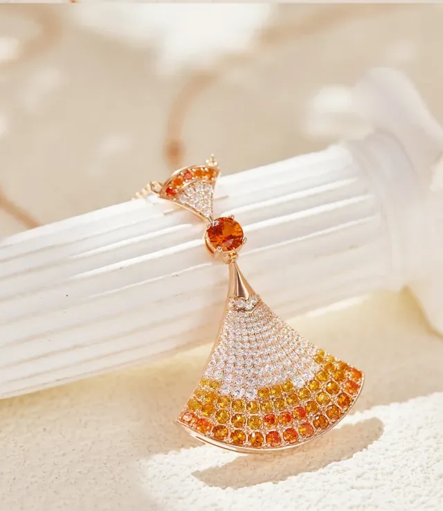 Rose Gold Fan-Shaped Gradient Gemstone Pendant Necklace 3