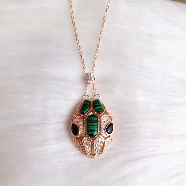 Collier pendentif or rose malaquite et cristal caparazon de tortue 3