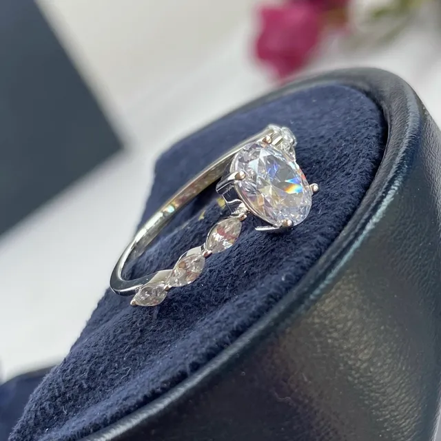 Silver Navy Oval Center Stone Marquise Side Stones Ring 9