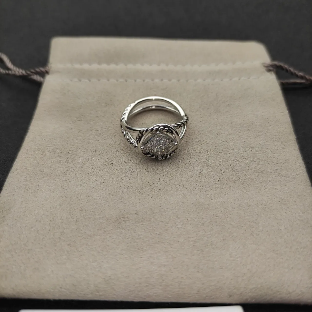 Silver White Pavé-Set Square Face Twisted Rope-Style Band Ring 3