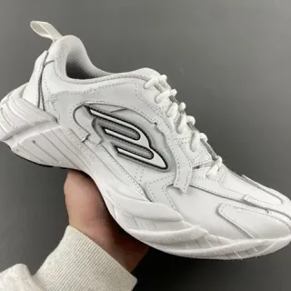 Skechers সাদা কালো মিডসোল লেয়ার্ড সিন্থেটিক ওভারলে চকি স্নিকার