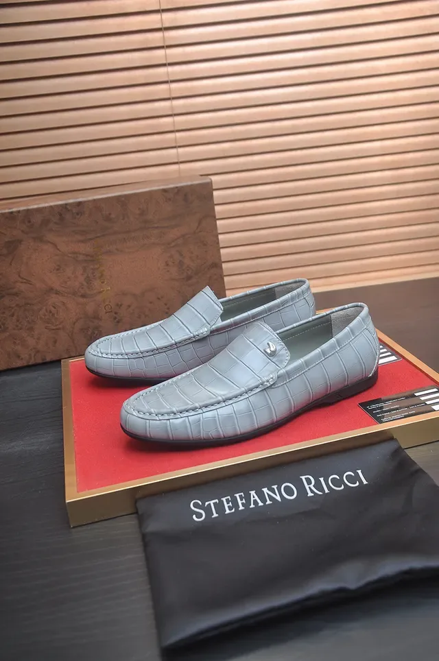 Stefano Ricci Mocassim Cinza Preto Couro Croc-Embossed Stud Logo Metal 4