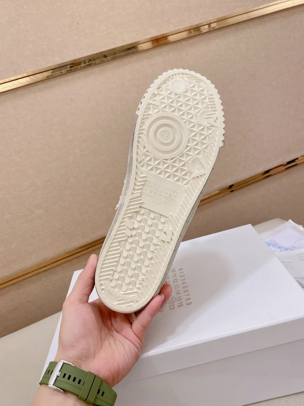 White Black Canvas Upper Rubber Toe Cap Sneakers 2