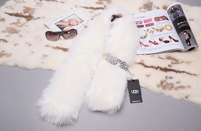 White Fluffy High-Pile Scarve 7