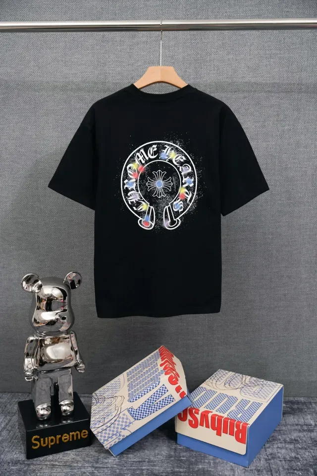 White Graphic-Print Crewneck Short-Sleeve T-Shirt 2