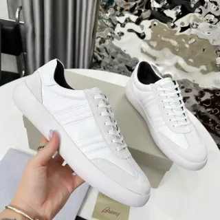White Leather and Suede Panel Low-Top Lifestyle Sneakers