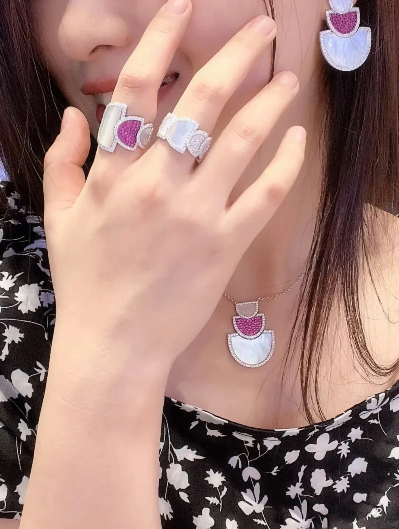 White Red Asymmetrical Multi-Stone Ring 2