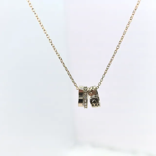 Givenchy Oro Plata Anillos Apilados Colgante Motivo de Herradura Collar 2
