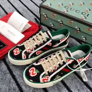 Gucci Ace Apple Print Lona Zapatillas Lifestyle