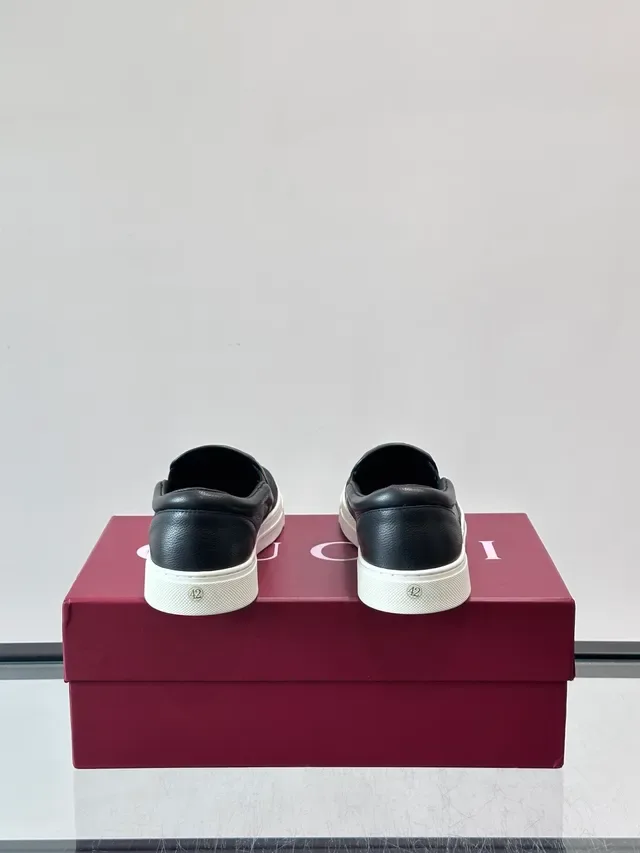 Gucci Ace स्लिप-ऑन काला मॉनोग्राम कैनवास सफेद सोल लाइफस्टाइल स्नीकर 3