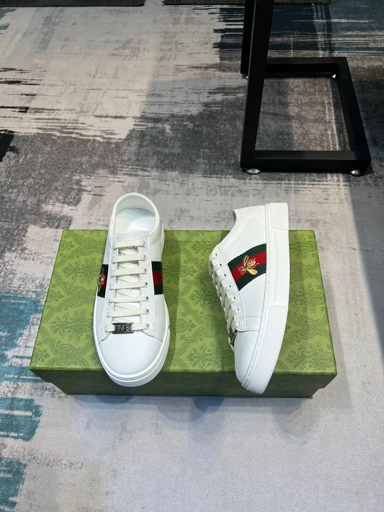 Gucci Ace 白绿红 Web Stripe Bee Embroidery 生活方式运动鞋 4
